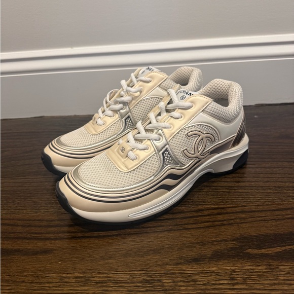CHANEL Cream & Beige CC Logo Mesh Leather Sneakers - Picture 2 of 14